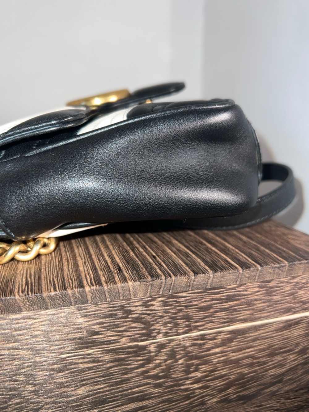 Gucci GG Marmont Matelasse Shoulder Bag - Picture 5 of 11
